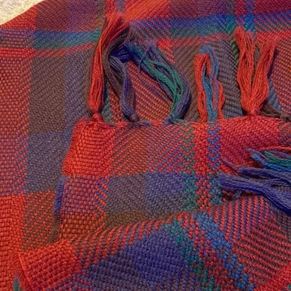 100% wool woven scarf